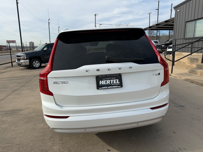 Volvo XC90 T6 Momentum AWD 2022