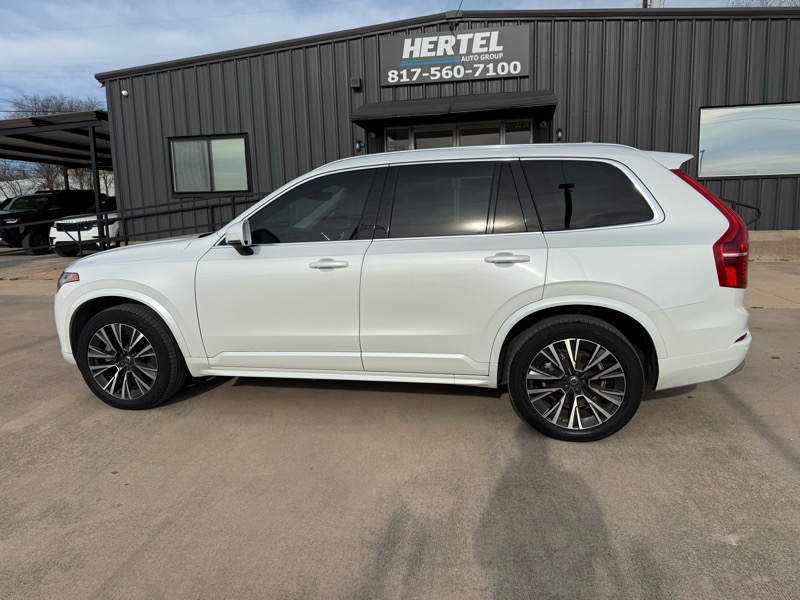 Volvo XC90 T6 Momentum AWD 2022