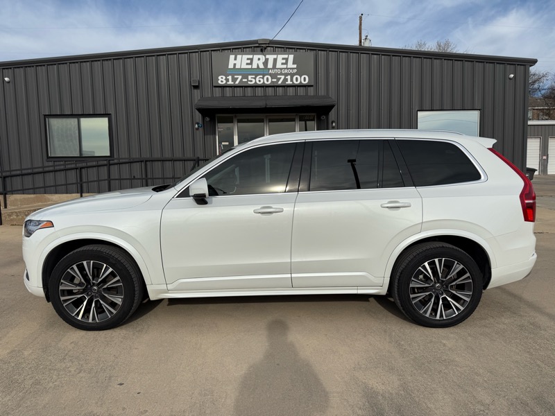 Volvo XC90 T6 Momentum AWD 2022