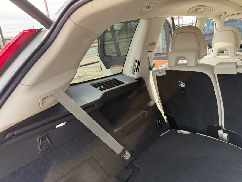 Volvo XC90 T6 Momentum AWD 2022