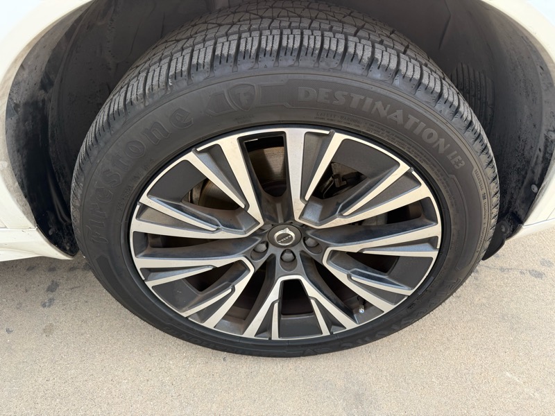 Volvo XC90 T6 Momentum AWD 2022