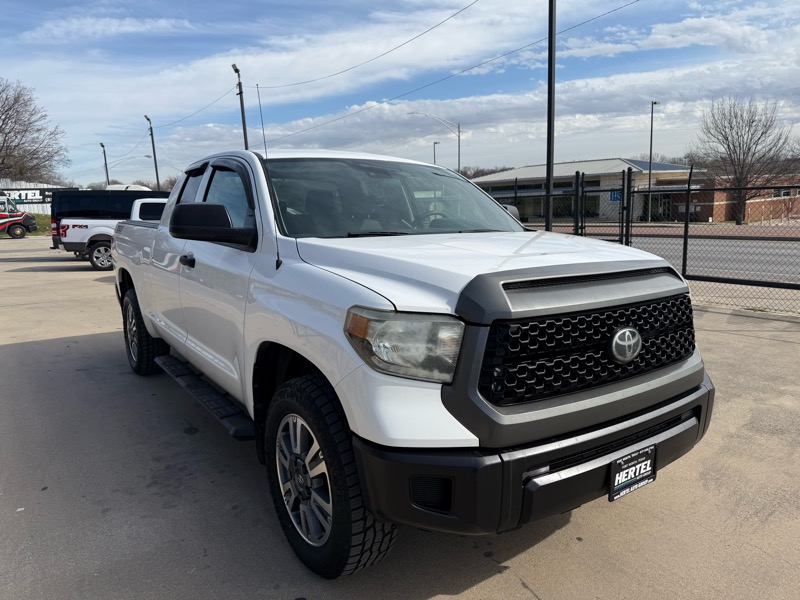 Toyota Tundra SR5 4.6L V8 Double Cab 4WD 2019
