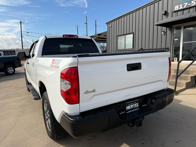 Toyota Tundra SR5 4.6L V8 Double Cab 4WD 2019