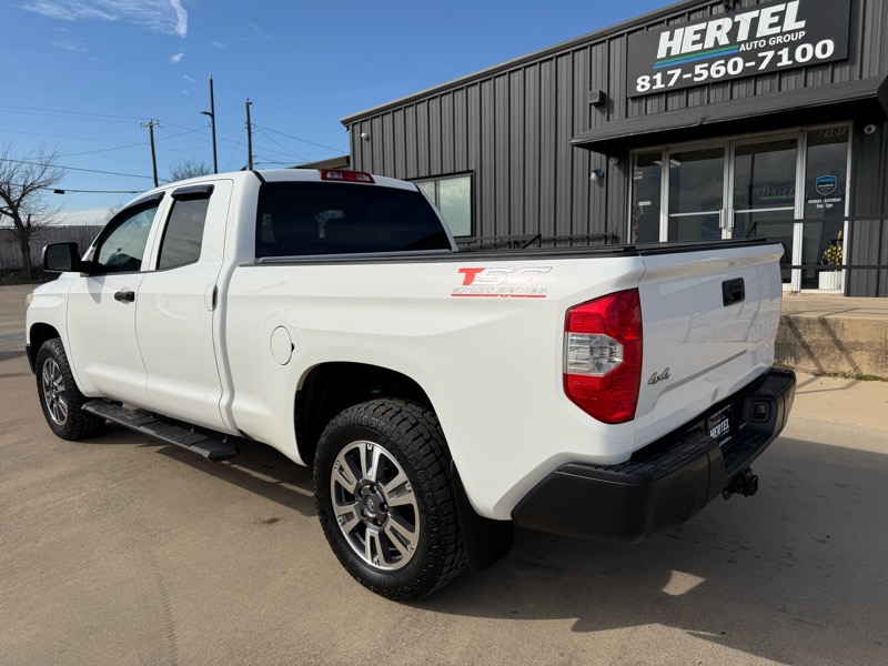 Toyota Tundra SR5 4.6L V8 Double Cab 4WD 2019