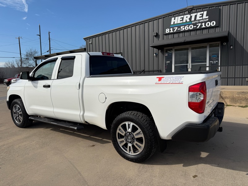 Toyota Tundra SR5 4.6L V8 Double Cab 4WD 2019