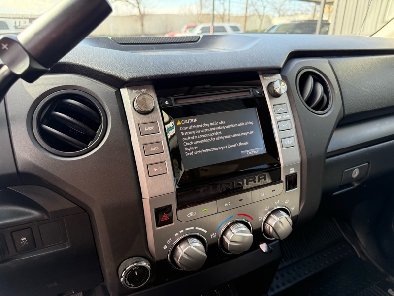 Toyota Tundra SR5 4.6L V8 Double Cab 4WD 2019