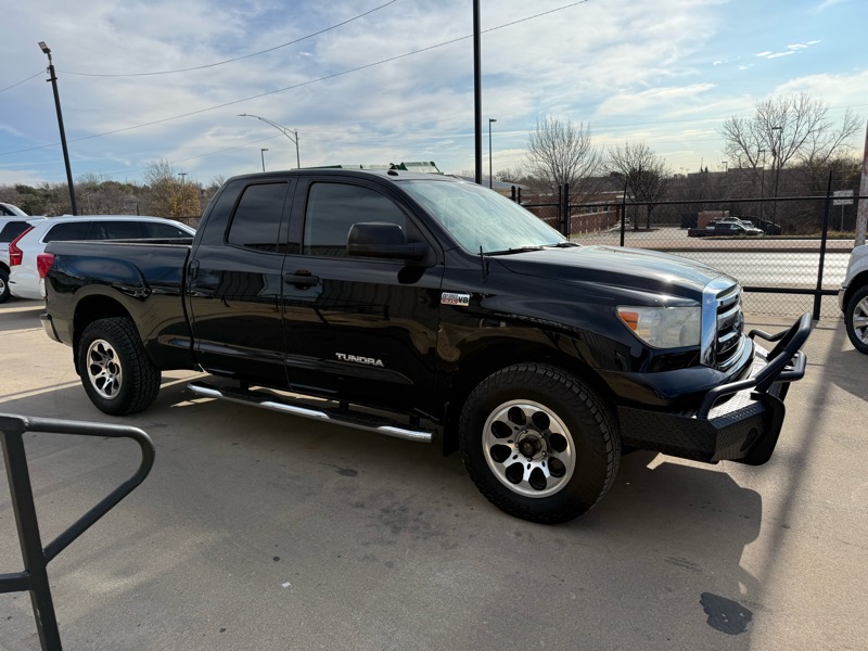 Toyota Tundra  2013