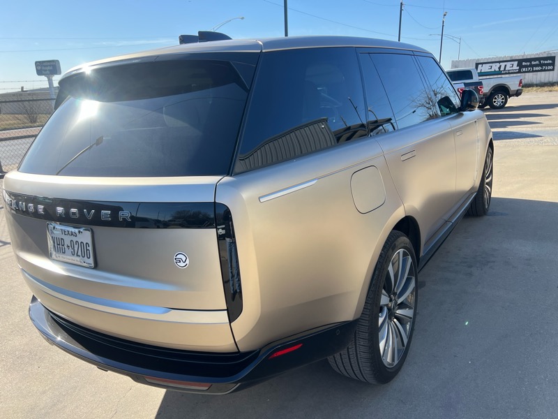 Land Rover Range Rover SV LWB 5 2025