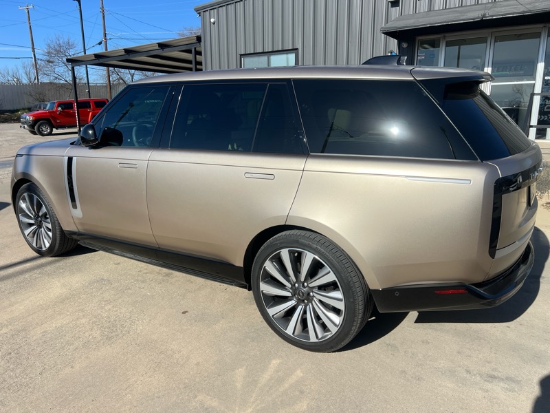 Land Rover Range Rover SV LWB 5 2025