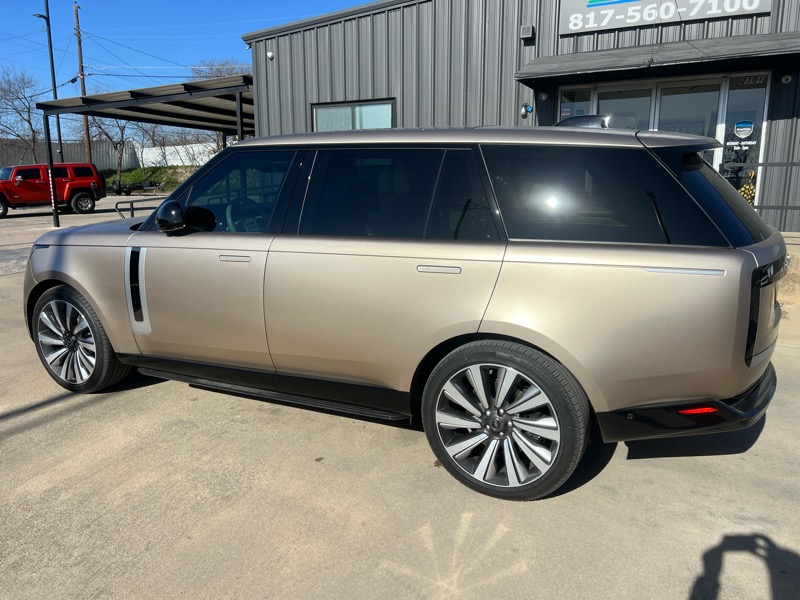 Land Rover Range Rover SV LWB 5 2025