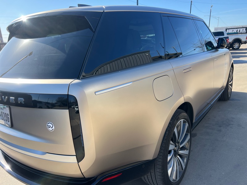 Land Rover Range Rover SV LWB 5 2025