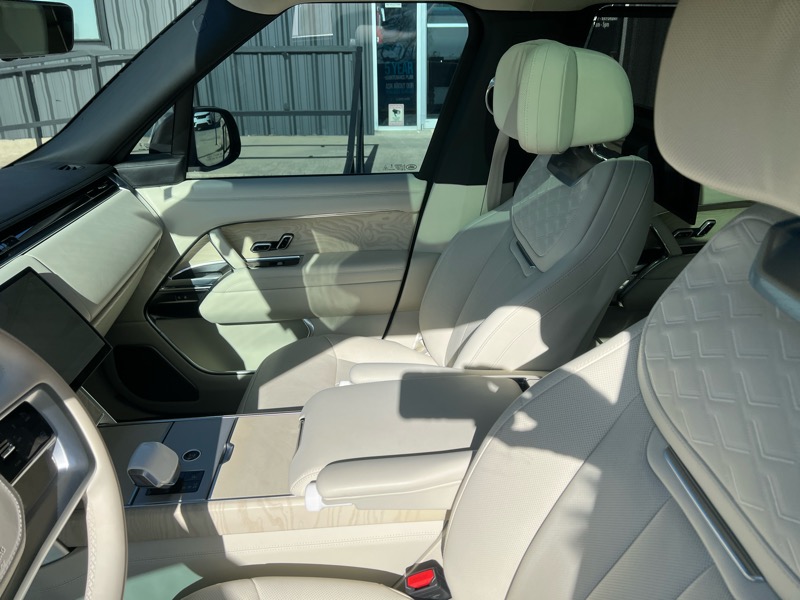 Land Rover Range Rover SV LWB 5 2025