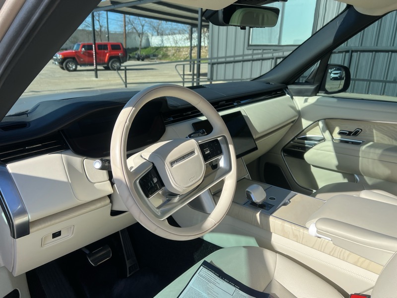 Land Rover Range Rover SV LWB 5 2025