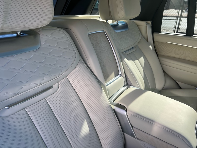 Land Rover Range Rover SV LWB 5 2025