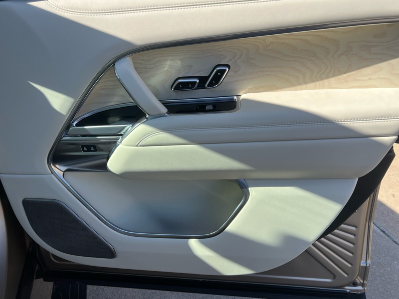 Land Rover Range Rover SV LWB 5 2025