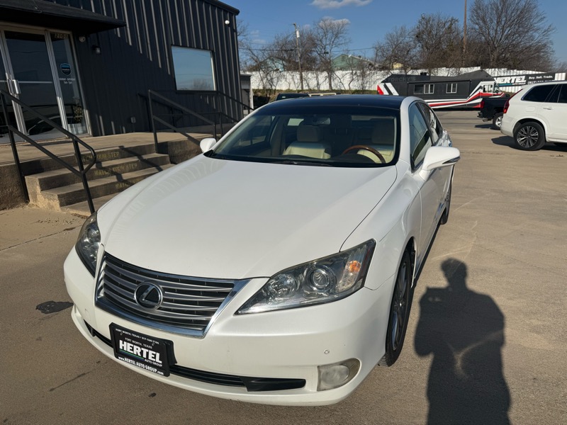 Lexus ES 350 Sedan 2012