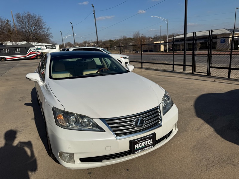 Lexus ES 350 Sedan 2012