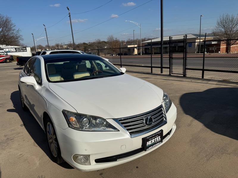 Lexus ES 350 Sedan 2012