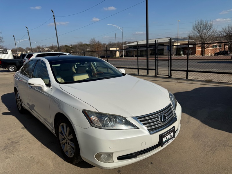 Lexus ES 350 Sedan 2012