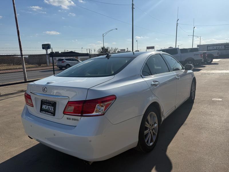 Lexus ES 350 Sedan 2012