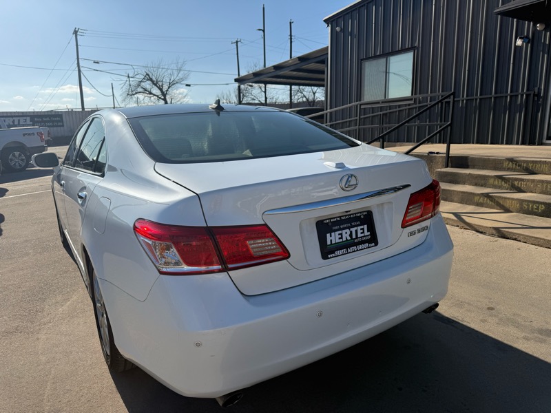 Lexus ES 350 Sedan 2012