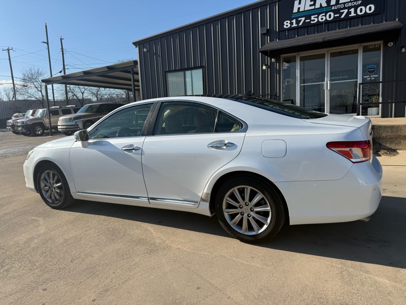 Lexus ES 350 Sedan 2012