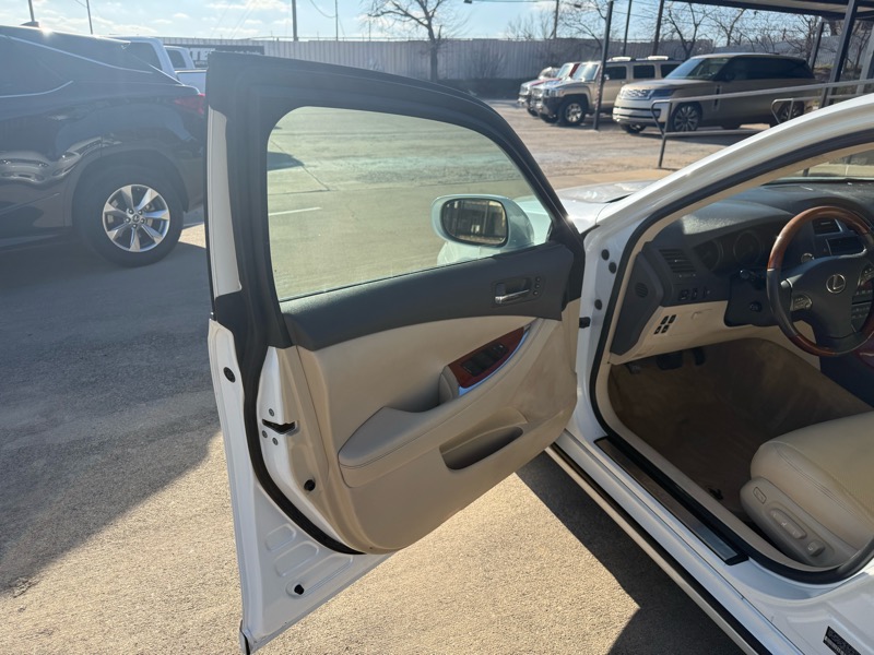 Lexus ES 350 Sedan 2012