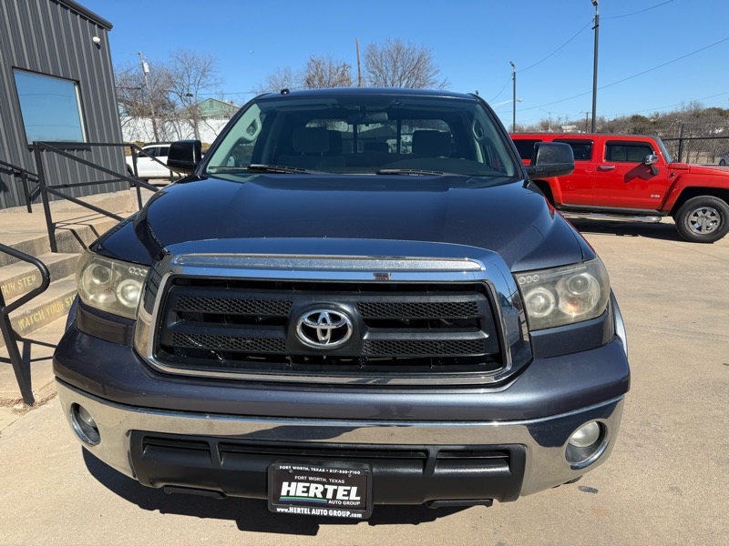 Toyota Tundra Tundra-Grade 5.7L Double Cab 2WD 2010