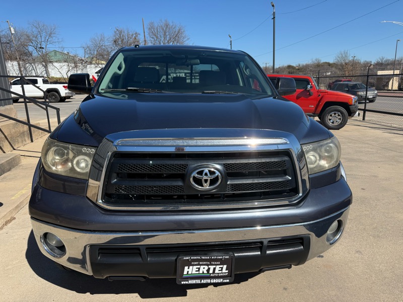 Toyota Tundra Tundra-Grade 5.7L Double Cab 2WD 2010