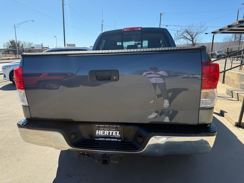 Toyota Tundra Tundra-Grade 5.7L Double Cab 2WD 2010