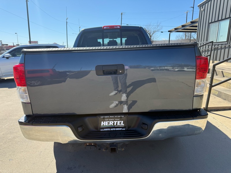 Toyota Tundra Tundra-Grade 5.7L Double Cab 2WD 2010