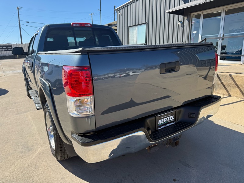 Toyota Tundra Tundra-Grade 5.7L Double Cab 2WD 2010