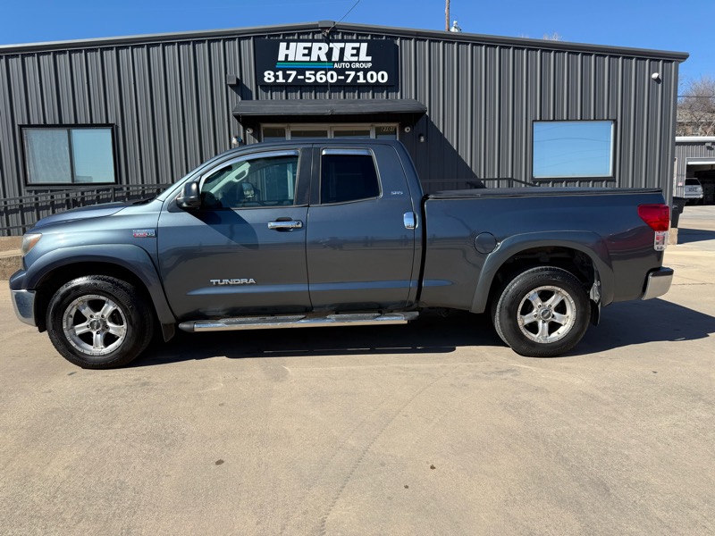 Toyota Tundra Tundra-Grade 5.7L Double Cab 2WD 2010