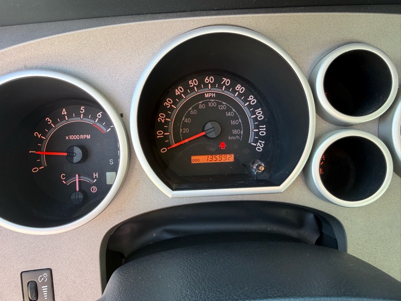 Toyota Tundra Tundra-Grade 5.7L Double Cab 2WD 2010