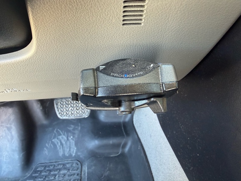 Toyota Tundra Tundra-Grade 5.7L Double Cab 2WD 2010