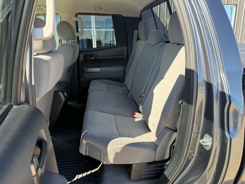 Toyota Tundra Tundra-Grade 5.7L Double Cab 2WD 2010