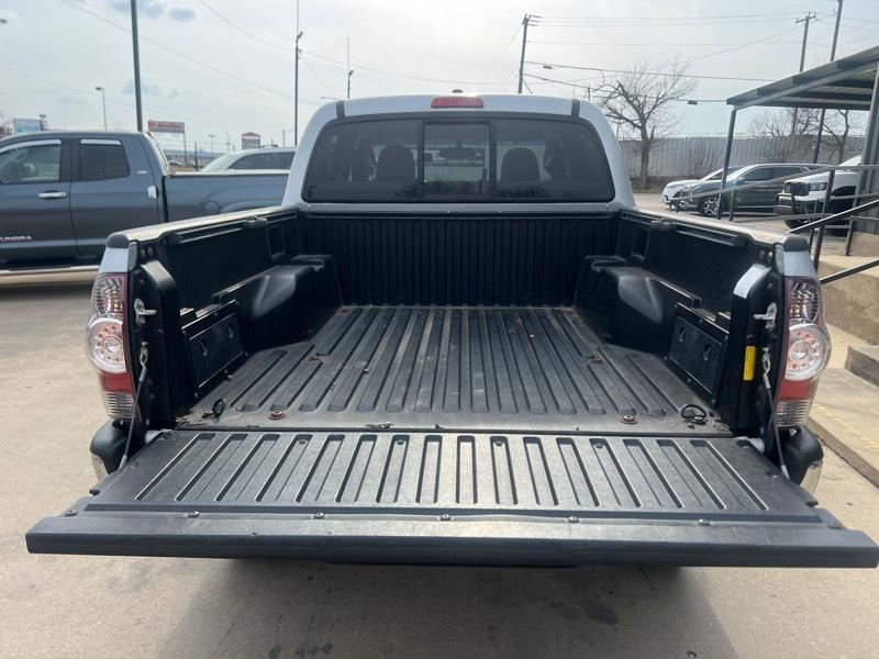 Toyota Tacoma PreRunner Double Cab V6 Auto 2WD 2011