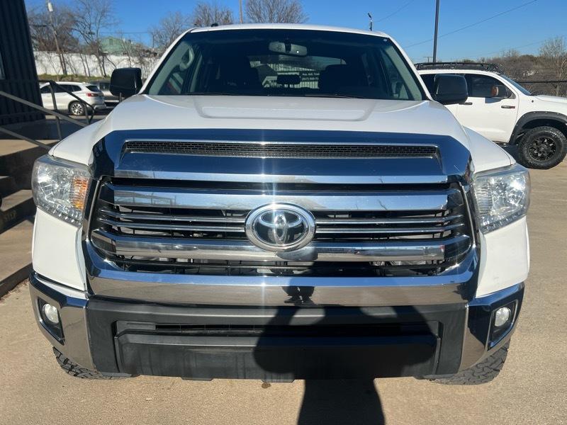 Toyota Tundra SR5 5.7L V8 FFV CrewMax 4WD 2016