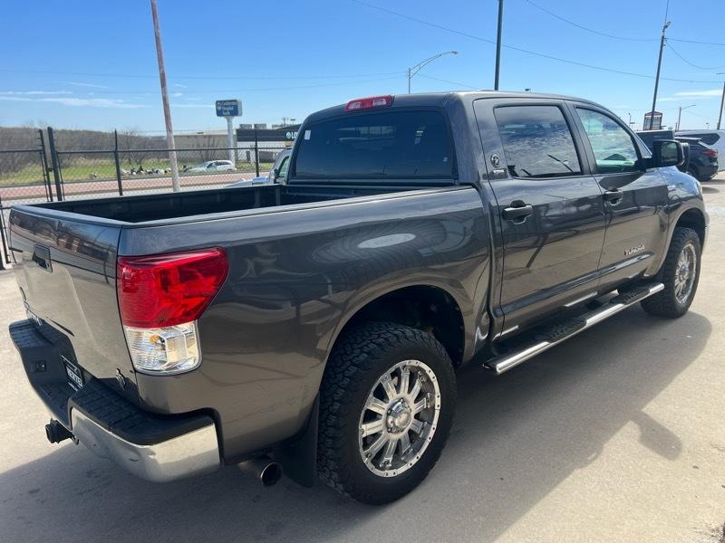 Toyota Tundra 2WD CrewMax 145.7" 5.7L SR5 (Natl) 2012