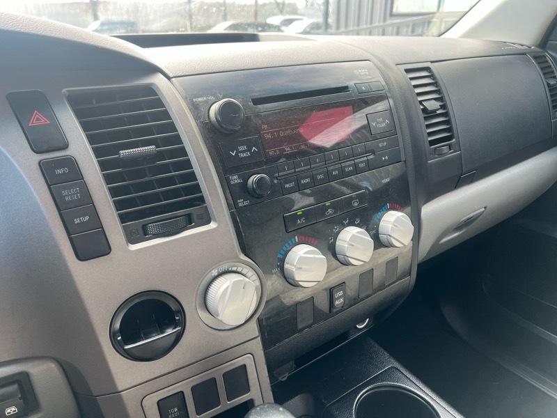 Toyota Tundra 2WD CrewMax 145.7" 5.7L SR5 (Natl) 2012