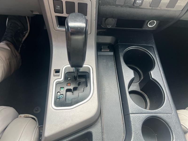 Toyota Tundra 2WD CrewMax 145.7" 5.7L SR5 (Natl) 2012