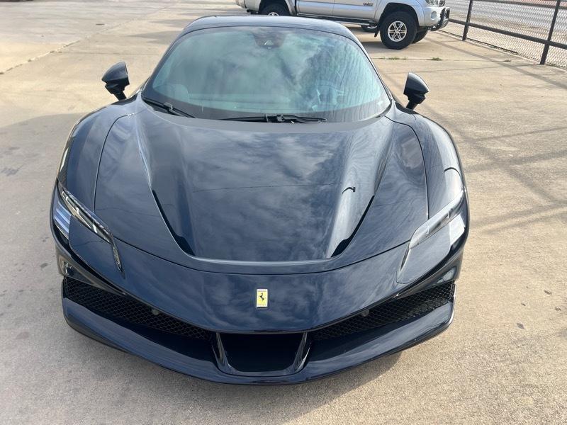 Ferrari SF90 Spider
SF90 Spider Base 2023