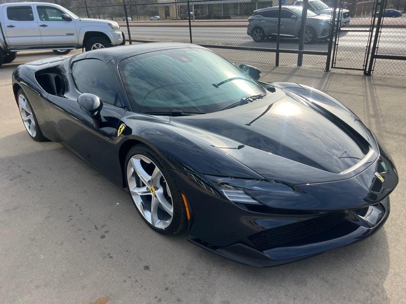 Ferrari SF90 Spider
SF90 Spider Base 2023