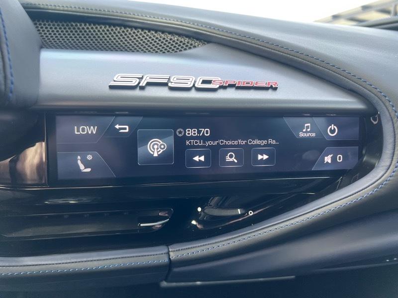 Ferrari SF90 Spider
SF90 Spider Base 2023