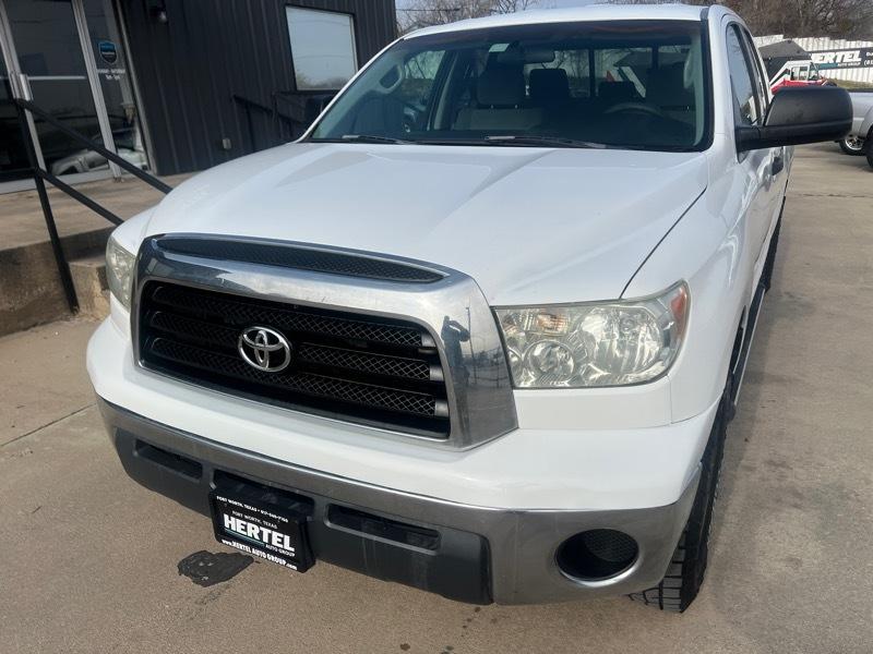 Toyota Tundra 2WD Double 164.6" 4.7L V8 SR5 (Natl 2007