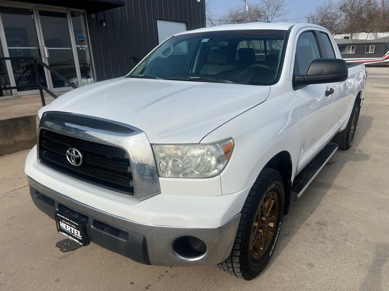 Toyota Tundra 2WD Double 164.6" 4.7L V8 SR5 (Natl 2007