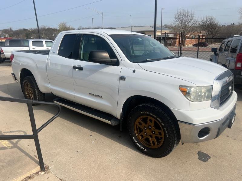 Toyota Tundra 2WD Double 164.6" 4.7L V8 SR5 (Natl 2007
