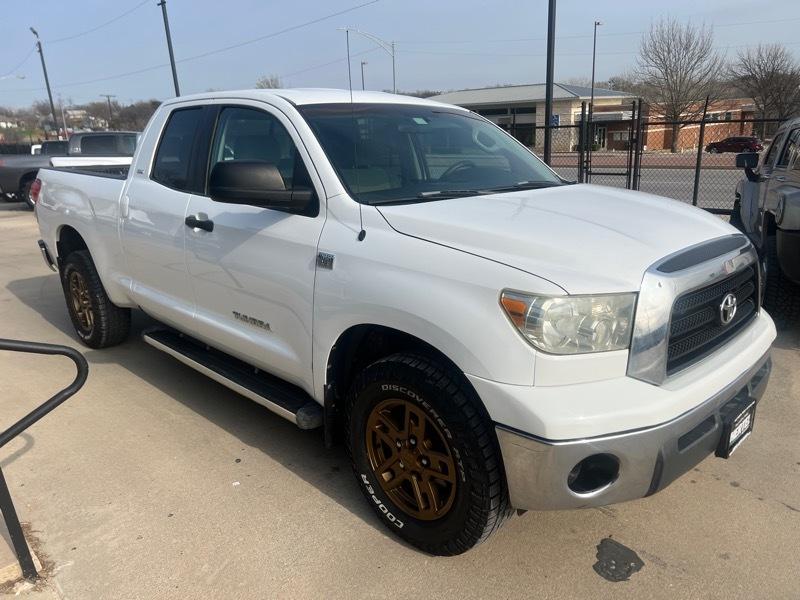 Toyota Tundra 2WD Double 164.6" 4.7L V8 SR5 (Natl 2007