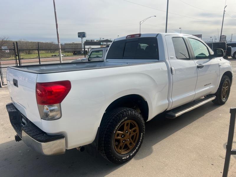 Toyota Tundra 2WD Double 164.6" 4.7L V8 SR5 (Natl 2007