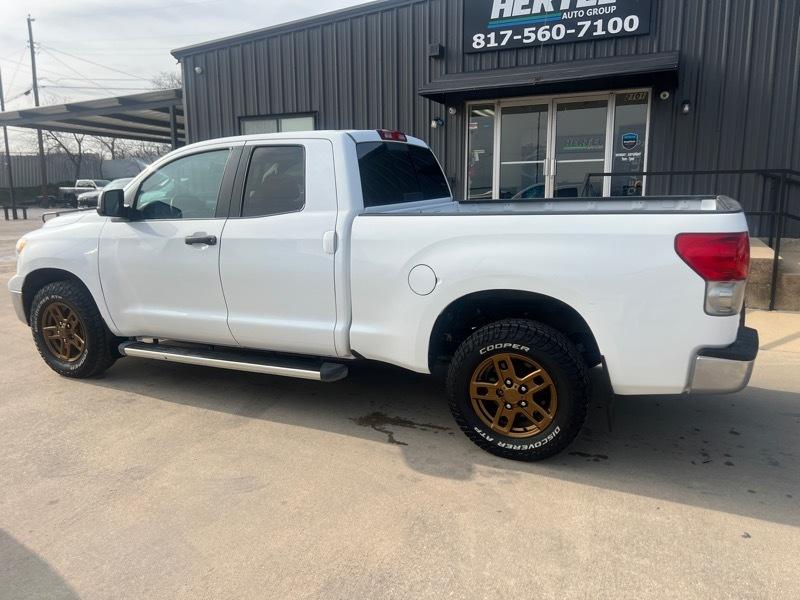 Toyota Tundra 2WD Double 164.6" 4.7L V8 SR5 (Natl 2007
